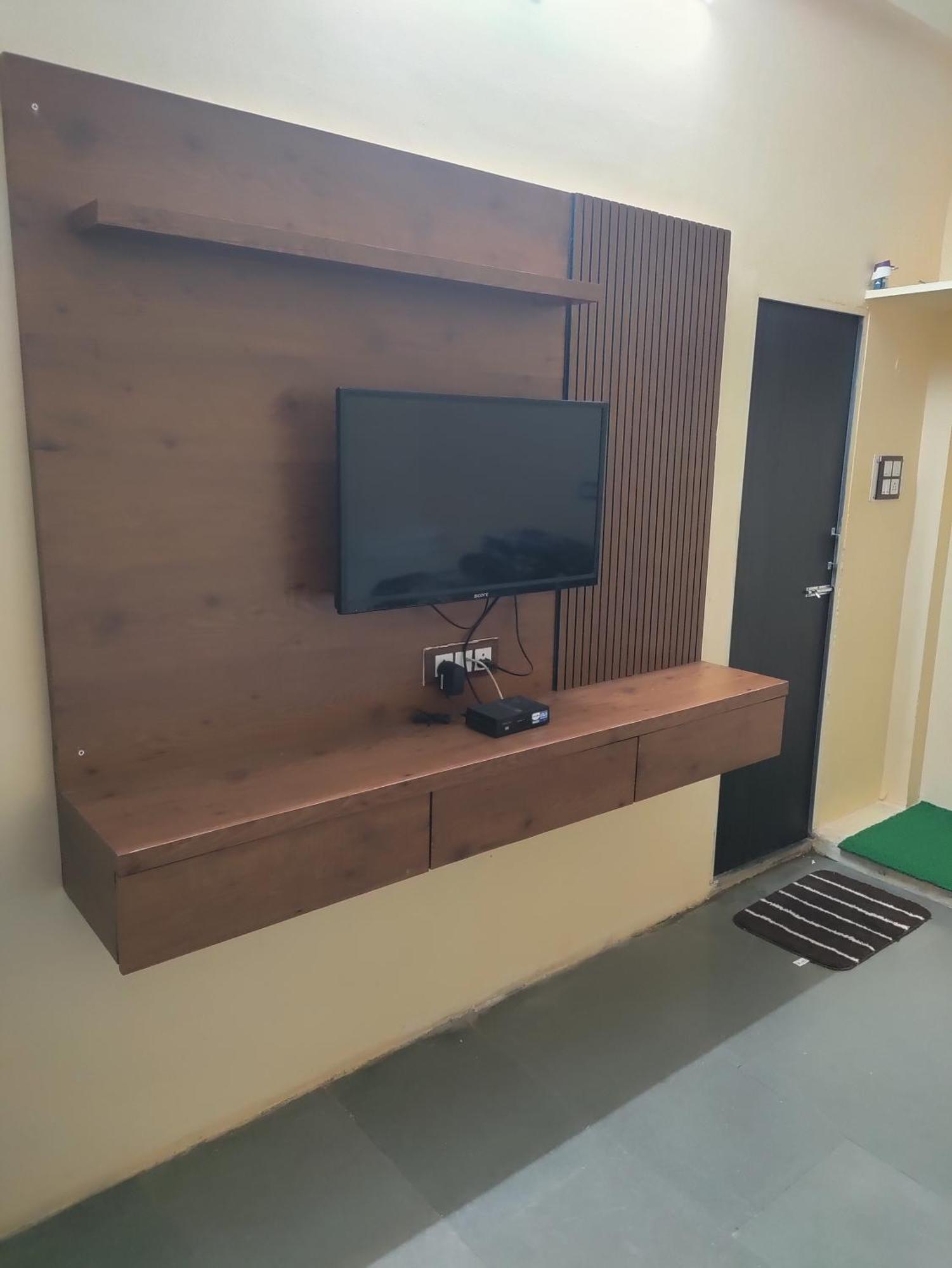 Ramashray Guest House 우자인 외부 사진